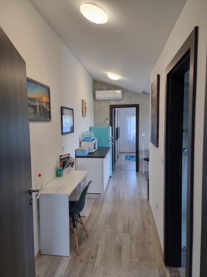 Apartment Pharos Замбратия Экстерьер фото