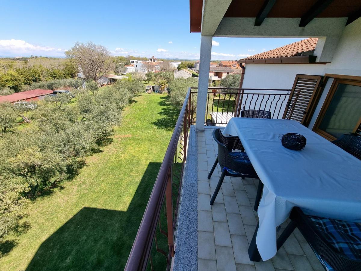 Apartment Pharos Замбратия Экстерьер фото